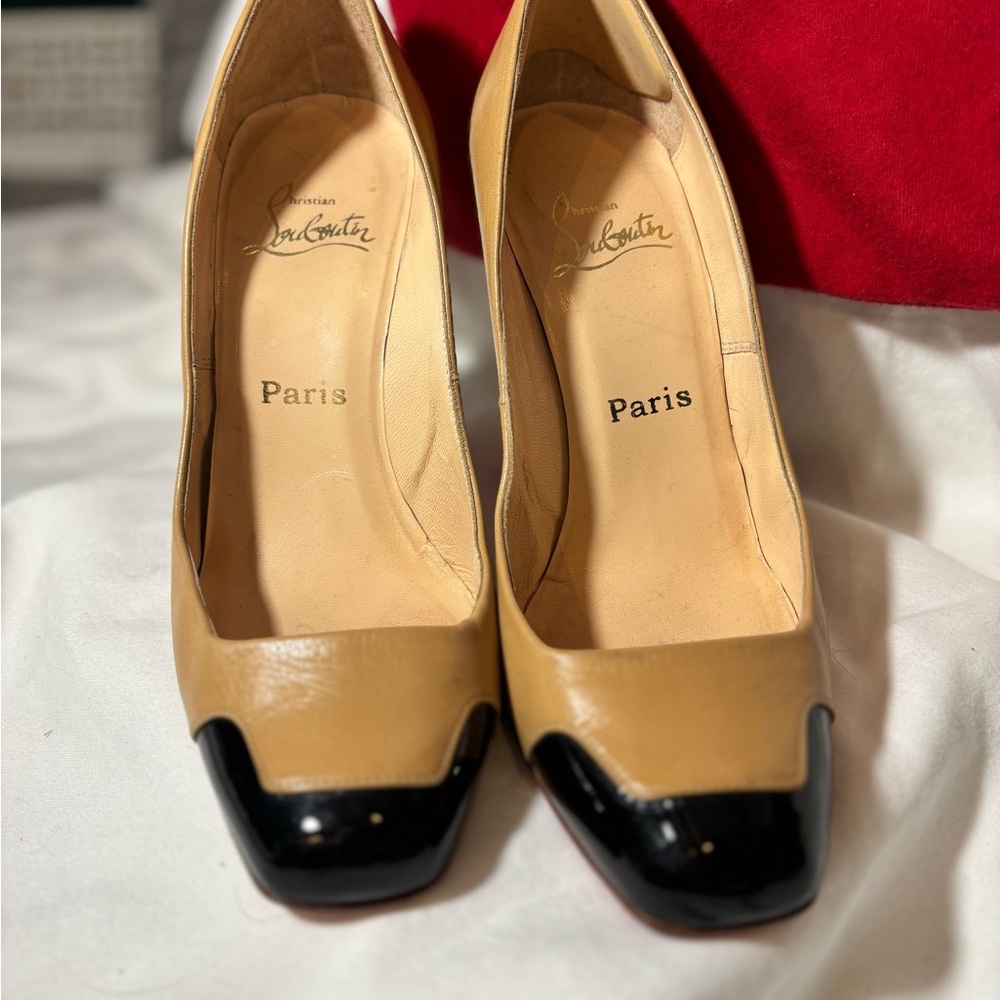 Christian Louboutin Tan and Black Heels - Picture 2 of 9